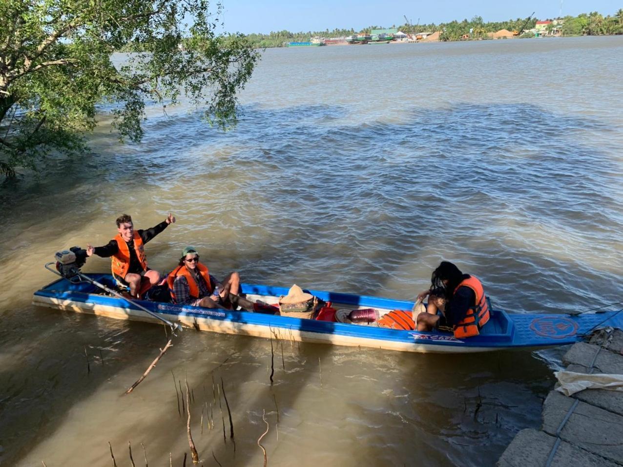 Nam Binh Homestay Ben Tre Exterior foto